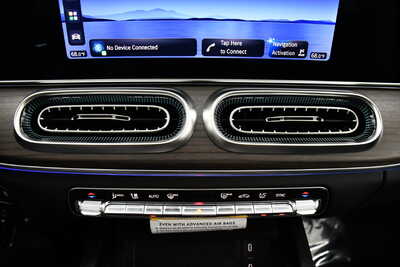 2027 Mercedes-Benz GLE-Class, $78900. Photo 12