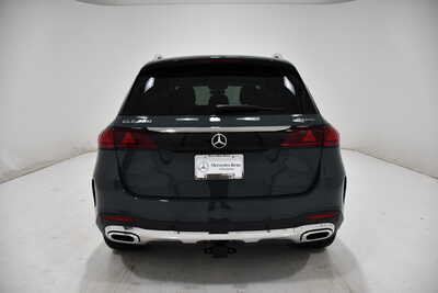 2027 Mercedes-Benz GLE-Class, $78900. Photo 4