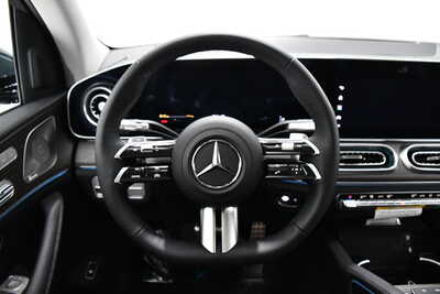 2027 Mercedes-Benz GLE-Class, $78900. Photo 8