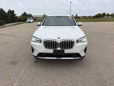 2022 BMW X3, $22095. Photo 2