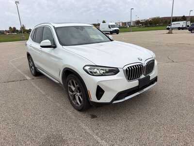 2022 BMW X3, $22095. Photo 3