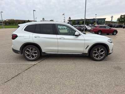 2022 BMW X3, $22095. Photo 4
