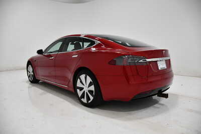 2020 Tesla Model S, $31000. Photo 3