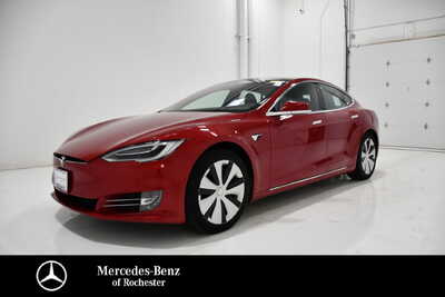 2020 Tesla Model S, $31000. Photo 1