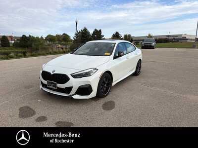 2021 BMW 2 Series, $21950. Photo 1