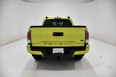 2023 Toyota Tacoma, $39600. Photo 4