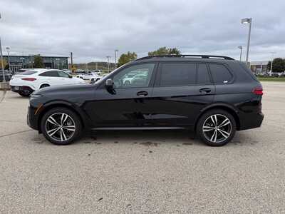 2026 BMW X7, $79595. Photo 2