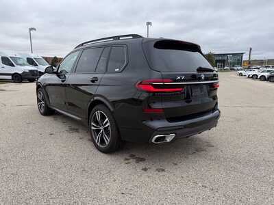 2026 BMW X7, $79595. Photo 3