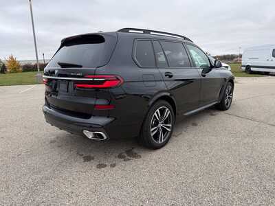 2026 BMW X7, $79595. Photo 6