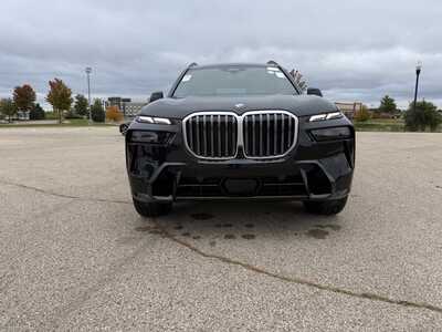 2026 BMW X7, $79595. Photo 9