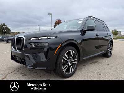 2026 BMW X7, $79595. Photo 1