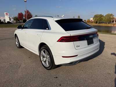 2023 Audi Q8, $41600. Photo 8