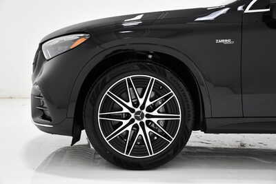 2027 Mercedes-Benz GLC, $83335. Photo 5