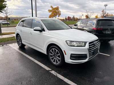 2017 Audi Q7, $12295. Photo 3