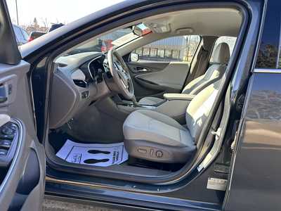 2016 Chevrolet Malibu, $9900. Photo 9