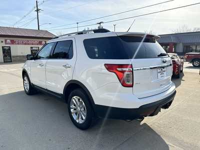 2014 Ford Explorer, $9900. Photo 4