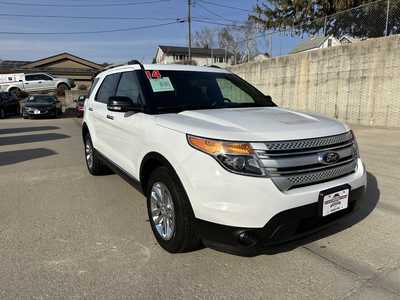 2014 Ford Explorer, $9900. Photo 8