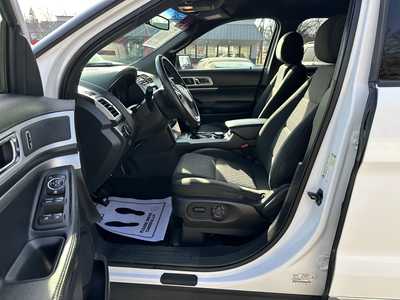 2014 Ford Explorer, $9900. Photo 9