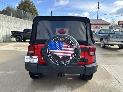2014 Jeep Wrangler Unlimited, $15900. Photo 3
