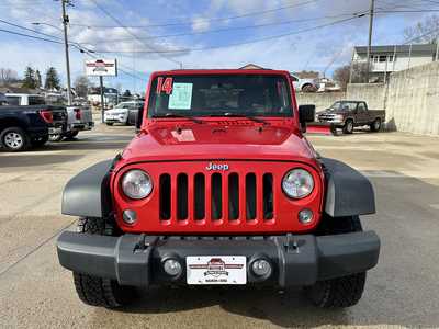 2014 Jeep Wrangler Unlimited, $15900. Photo 7