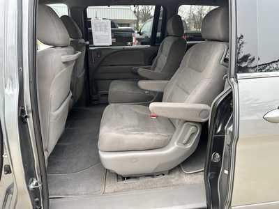 2009 Honda Odyssey, $4900. Photo 10