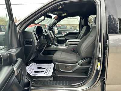2017 Ford F150 Crew Cab, $21900. Photo 9