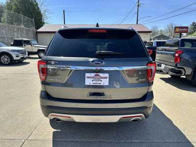 2016 Ford Explorer, $17900. Photo 3