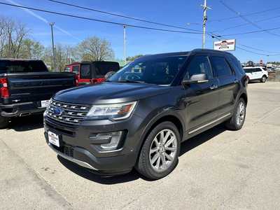 2016 Ford Explorer, $17900. Photo 6
