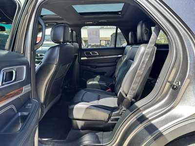 2016 Ford Explorer, $17900. Photo 9