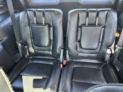 2016 Ford Explorer, $17900. Photo 10