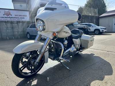 2014 Harley Davidson Street Glide, $14500. Photo 2