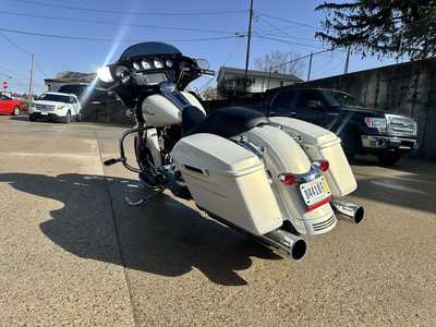 2014 Harley Davidson Street Glide, $14500. Photo 8
