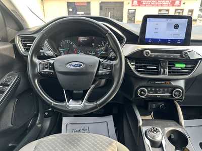 2021 Ford Escape, $16500. Photo 11