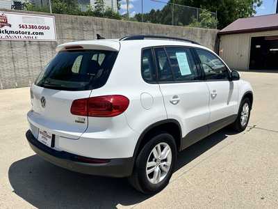 2017 Volkswagen Tiguan, $9900. Photo 1
