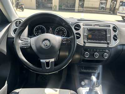 2017 Volkswagen Tiguan, $9900. Photo 10