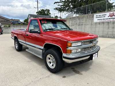 1995 Chevrolet 1500 Reg Cab, $17900. Photo 9