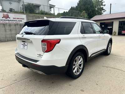 2021 Ford Explorer, $25900. Photo 2