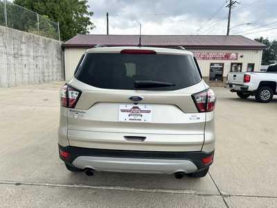 2018 Ford Escape, $14900. Photo 3