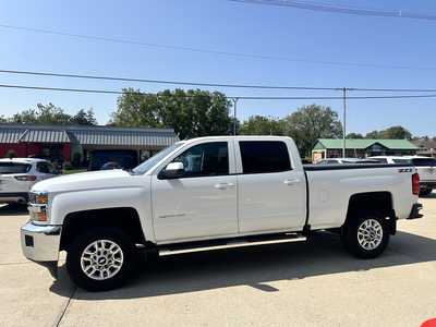 2019 Chevrolet 2500 Crew Cab, $28900. Photo 5