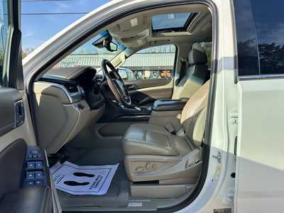 2020 Chevrolet Tahoe, $29500. Photo 9