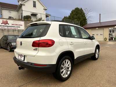 2018 Volkswagen Tiguan, $12500. Photo 2
