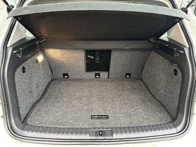 2018 Volkswagen Tiguan, $12500. Photo 12