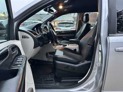 2019 Dodge Caravan, Grand, $8900. Photo 9