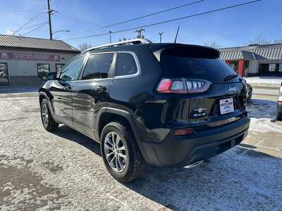 2021 Jeep Cherokee, $19900. Photo 4