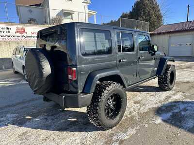 2017 Jeep Wrangler Unlimited, $23900. Photo 2