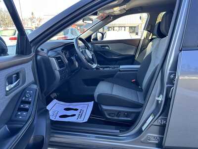 2023 Nissan Rogue, $22500. Photo 9