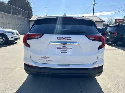 2018 GMC Terrain, $14900. Photo 3