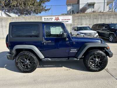 2013 Jeep Wrangler, $13900. Photo 1