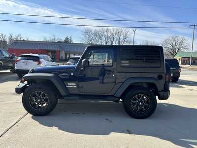 2013 Jeep Wrangler, $13900. Photo 5