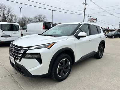 2024 Nissan Rogue, $19900. Photo 6